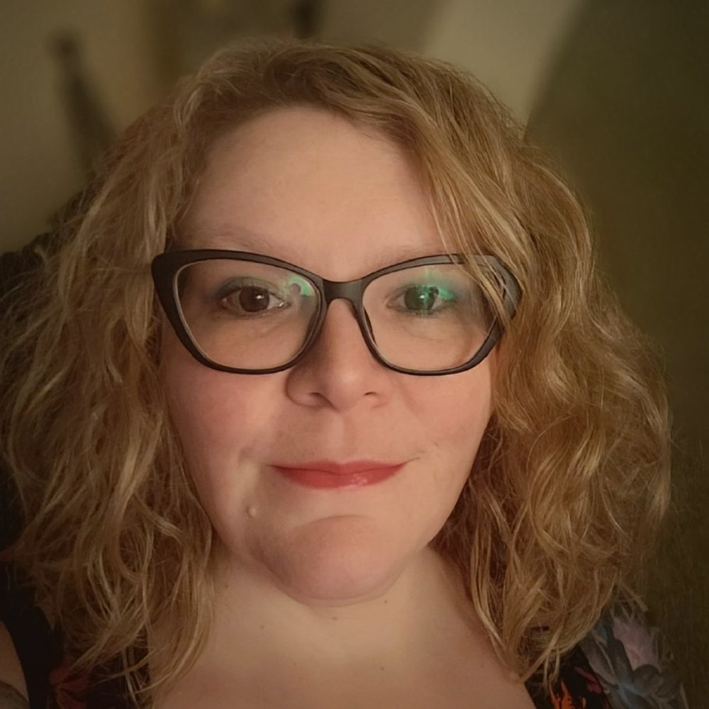 Meet your Posher, Liz